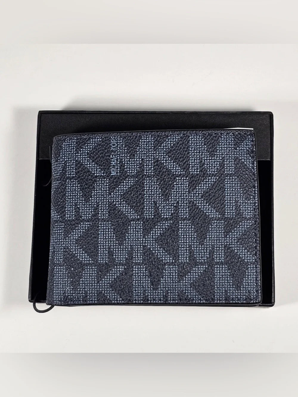 New in box Michael Kors slim Andy billfold wallet in black and blue monogram NEW - Picture 4 of 11